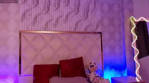 Naomy  online show from 02.01.26