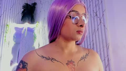 Naomy  online show from 04.12.26