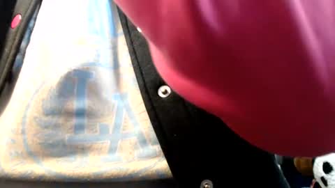 Snapshot of naomylux1 chatting on 06.18.26 naomylux1 online show from 06.18.26
