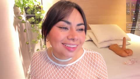 Naomy  online show from 02.01.25