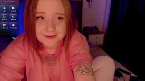 Naomy Rey online show from 11.19.25