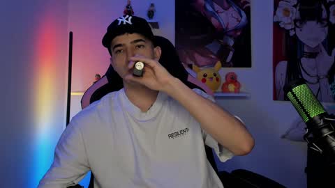 Snapshot of naranjo_seb chatting on 12.16.24 sebastian online show from 12.16.24