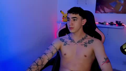 Snapshot of naranjo_seb chatting on 02.19.25 sebastian online show from 02.19.25