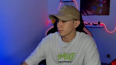 Snapshot of naranjo_seb chatting on 02.26.25 sebastian online show from 02.26.25