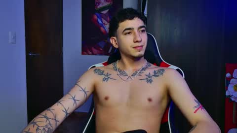 Snapshot of naranjo_seb chatting on 11.16.25 sebastian online show from 11.16.25