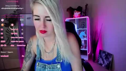 Snapshot of nastasya_cute chatting on 06.13.26 Nastya online show from 06.13.26