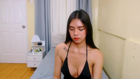 Snapshot of nasthy_charllot chatting on 05.27.26 nasthy_charllot online show from 05.27.26