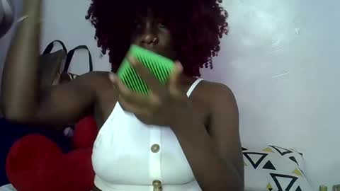 Snapshot of nasti_petite chatting on 03.10.25 nasti_petite online show from 03.10.25