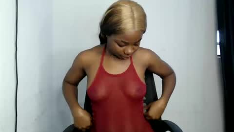 Snapshot of nasty_juicy22 chatting on 07.04.26 adie online show from 07.04.26