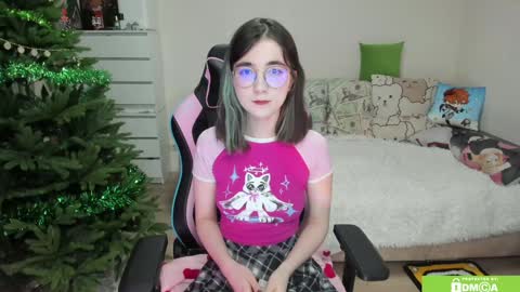 Snapshot of nastya_love3 chatting on 12.17.24 Nastya online show from 12.17.24