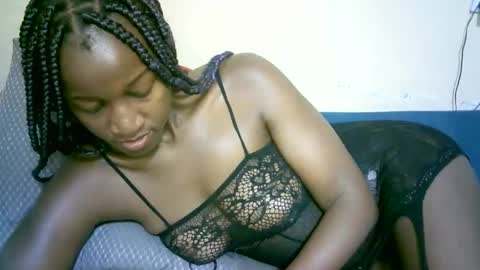 Snapshot of nastyafrika chatting on 10.14.25 Marie online show from 10.14.25