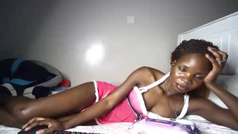 Snapshot of nastydorris chatting on 09.28.25 nastydorris online show from 09.28.25
