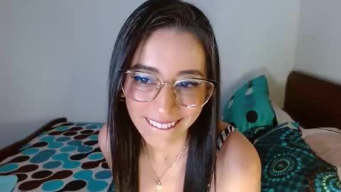 nathalia online show from 12.19.24