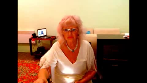 natali online show from 09.29.25