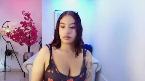 Snapshot of natalia_cartier chatting on 06.17.26 Natalia. online show from 06.17.26