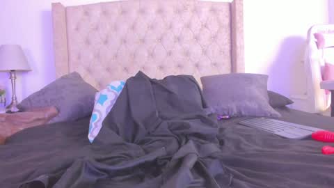 Natalia online show from 01.09.25