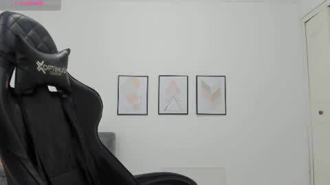 Snapshot of natalia_curvy1 chatting on 06.11.26 Nathalia online show from 06.11.26