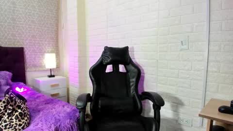 Snapshot of natalia_kiss01 chatting on 02.03.26 Natalia Kiss online show from 02.03.26