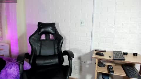 Snapshot of natalia_kiss01 chatting on 02.06.26 Natalia Kiss online show from 02.06.26