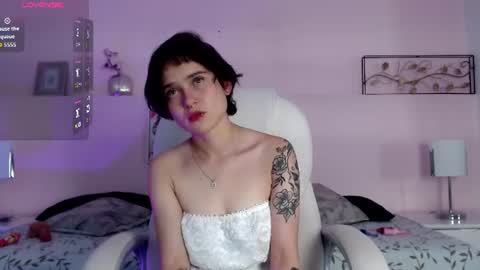 Snapshot of nataliaa23 chatting on 06.15.26 Natalia online show from 06.15.26