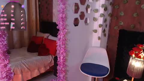 Snapshot of nataliaroushh chatting on 04.23.26 Natalia Roush online show from 04.23.26