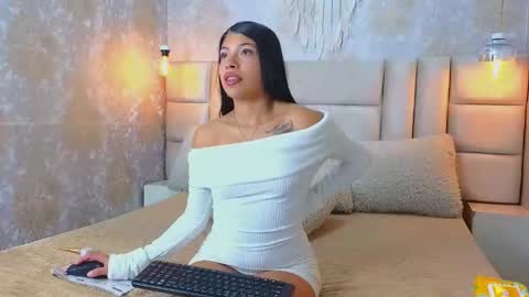 Snapshot of nataliepetite3x chatting on 02.27.26 Natalie online show from 02.27.26