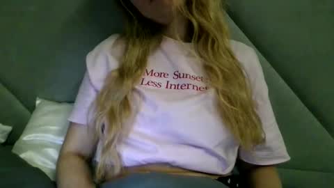 Natali online show from 10.15.25