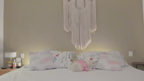 anatalybee online show from 09.27.25