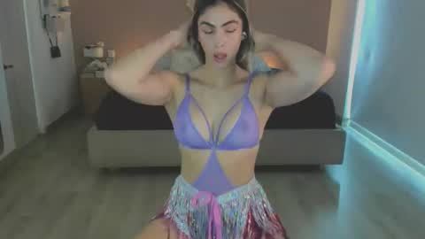 Snapshot of nataly_05 chatting on 04.21.26 anatalybee online show from 04.21.26