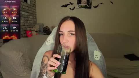 Nataly online show from 10.23.25