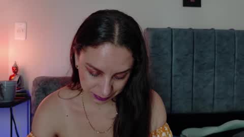 Snapshot of natalyguzman26 chatting on 03.25.26 Nataly online show from 03.25.26