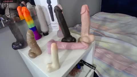 Natasha online show from 10.26.25