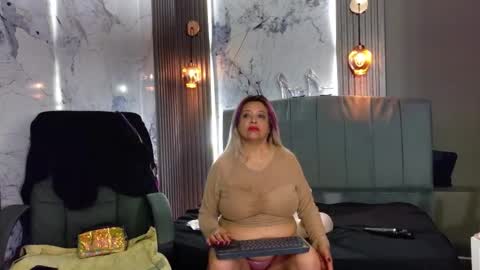 Natasha online show from 11.29.25