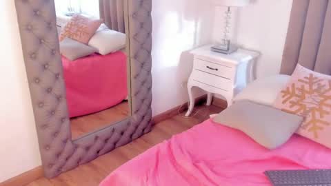 natasha 7  online show from 04.16.26