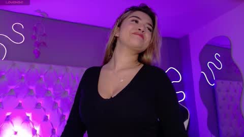 Natasha  online show from 11.03.25