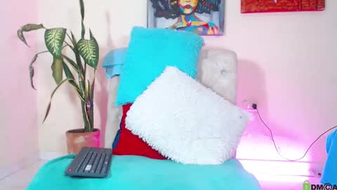 Natasha online show from 11.23.25