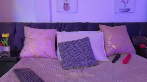  Natasha Kinski  online show from 09.09.25