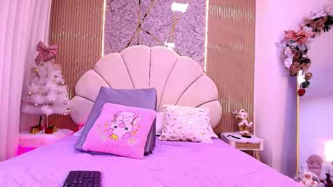 Natasha online show from 11.24.25