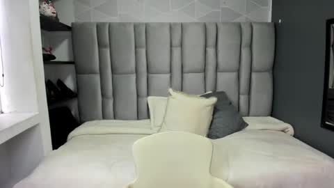 N A T A S H A online show from 09.23.25