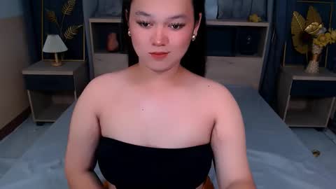 natasha_santiago5 online show from 10.22.25