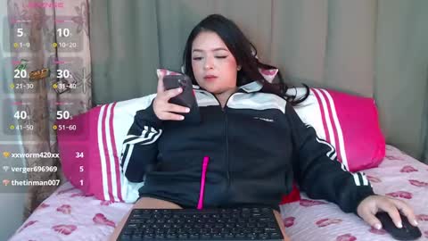 Snapshot of natashagilvegas chatting on 02.05.25 natashagil online show from 02.05.25