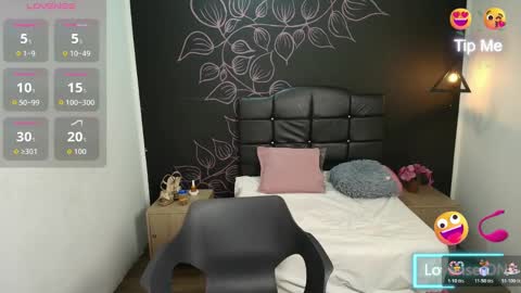 Natasha Mason online show from 10.17.25