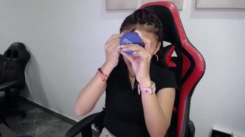 Snapshot of natashax_hot chatting on 10.02.25 Natashax online show from 10.02.25