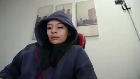 Snapshot of natashax_hot chatting on 11.18.25 Natashax online show from 11.18.25