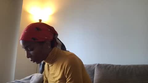 Natassia Dreams online show from 01.11.26