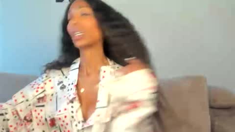 Natassia Dreams online show from 03.29.26