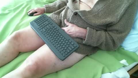 Snapshot of nate1x chatting on 01.22.25 nate1x online show from 01.22.25