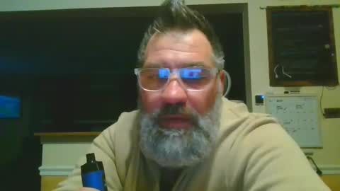 Snapshot of nateemkow chatting on 12.04.24 lombardIL online show from 12.04.24