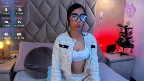 NATH QUIM online show from 11.27.25