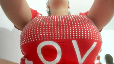     NATHALIA online show from 01.16.25